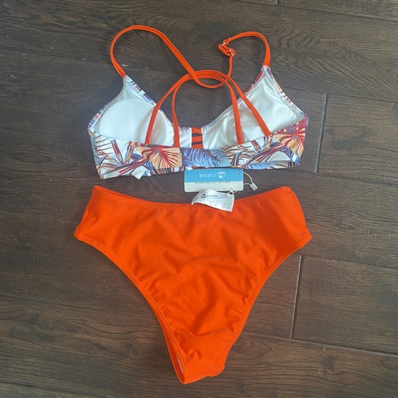 Never worn cheeky bottoms Cupshe bikini - Picture 2 of 2